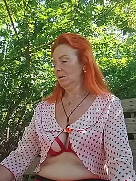 CassandraSandra44  live sex cam