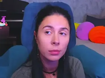 Kitty4_Reed  live sex cam