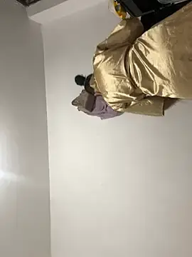 Kitty_Pridee  live sex cam
