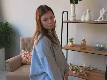 MelodyIreland  live sex cam