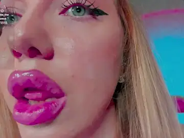Mika_Rayy  live sex cam