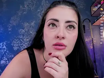Moon_Blush  live sex cam