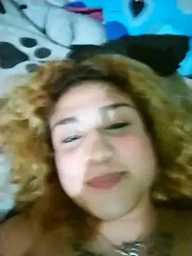 Yemily25  live sex cam