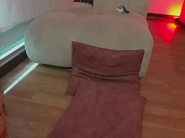 Alessya1  live sex cam