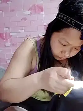 Girl-babi  live sex cam