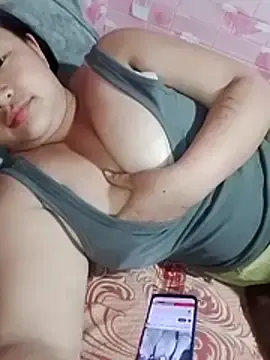 Girl-babi  live sex cam