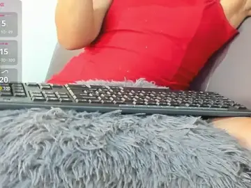 Rosario_red  live sex cam