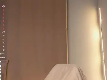 Tyty_piupiu  live sex cam