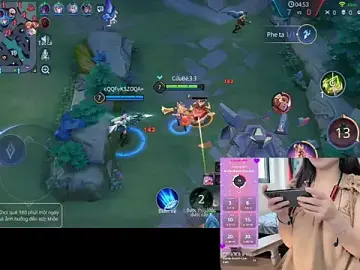 Caryln-Bun  live sex cam