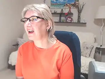 FleurMays  live sex cam