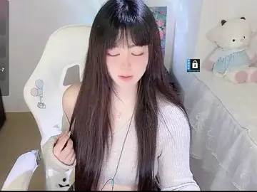 Mititii  live sex cam