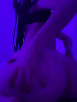 Tamagoxxxi69  live sex cam