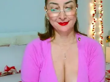 Tyana40  live sex cam