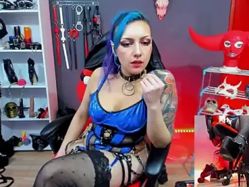 Yelena_LatexMaiden  live sex cam