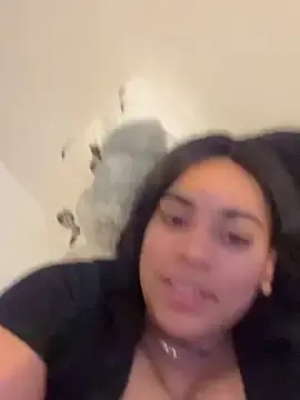 Ariesbratz18  live sex cam