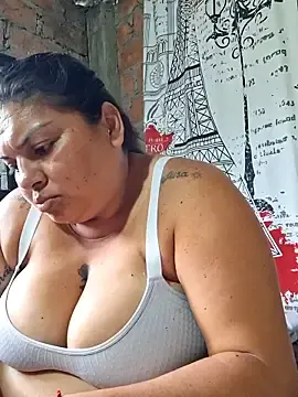 Chubby_sexy_big_tits  live sex cam