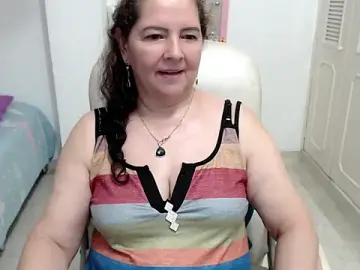Leonela_69  live sex cam