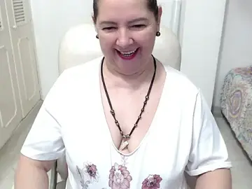 Leonela_69  live sex cam