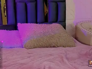 Emilia_monroe  live sex cam