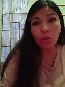 LatinaCalienteMilf  live sex cam