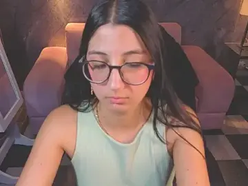 Sophie_jones_b  live sex cam