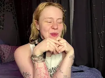 ZyrelihVayne  live sex cam