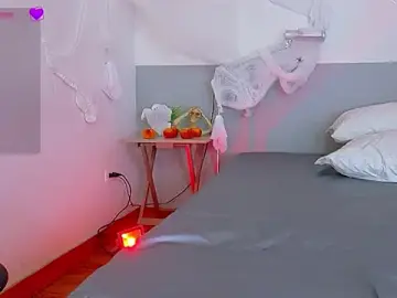 Dominikk018  live sex cam