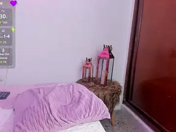 Meloody7  live sex cam