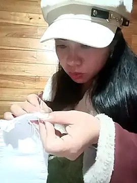 Waka76  live sex cam