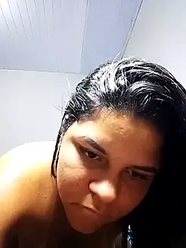 Putinha2004  live sex cam