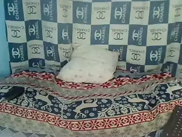 RoseNaya  live sex cam