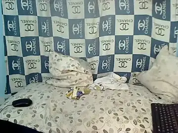 RoseNaya  live sex cam
