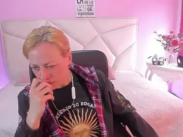 SammySanders  live sex cam