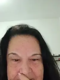 Yaya_Mineira  live sex cam