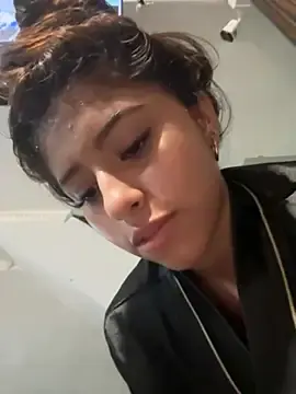 Dafne17_  live sex cam