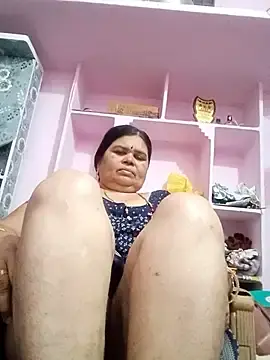 Dheepika11  live sex cam