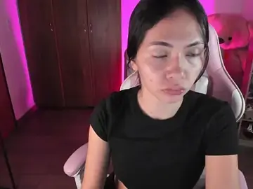Hi_kiittyy  live sex cam