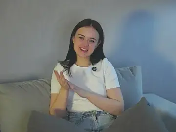 ChelsieEkas  live sex cam