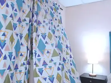 LeahMillerr  live sex cam