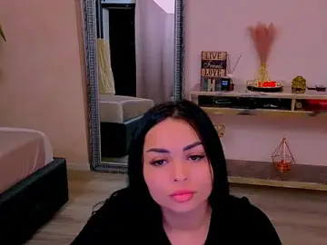 MichelleReys  live sex cam