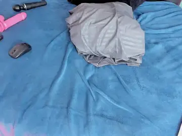 MiluVegaa_  live sex cam