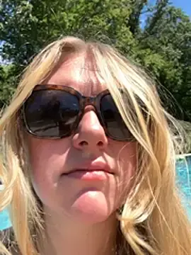 Allyanalangell  live sex cam