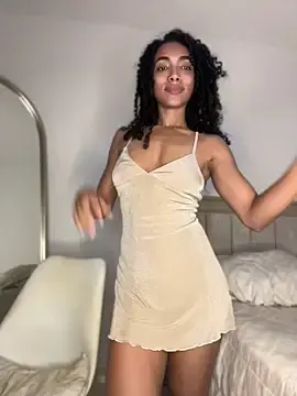 Nicoleebony1  live sex cam
