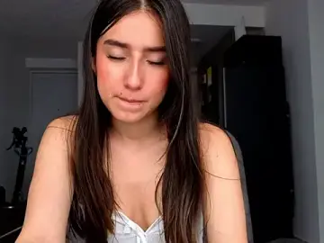 Adhara_Kitten  live sex cam