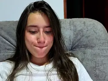 Adhara_Kitten  live sex cam