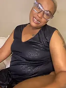 BADFATASS85  live sex cam