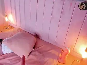 Hillary_Collins1  live sex cam