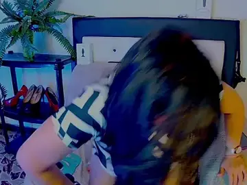 Mommy-pervert  live sex cam