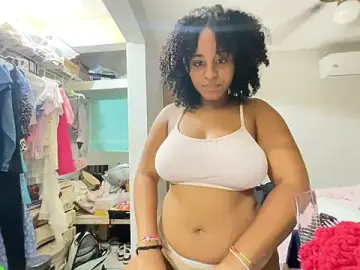 Nicolitalalinda  live sex cam