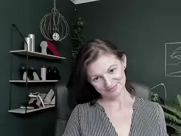 VivianWILD  live sex cam